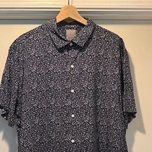 A-Frame Navy and White Short-Sleeve Button Down Shirt with Micro Print